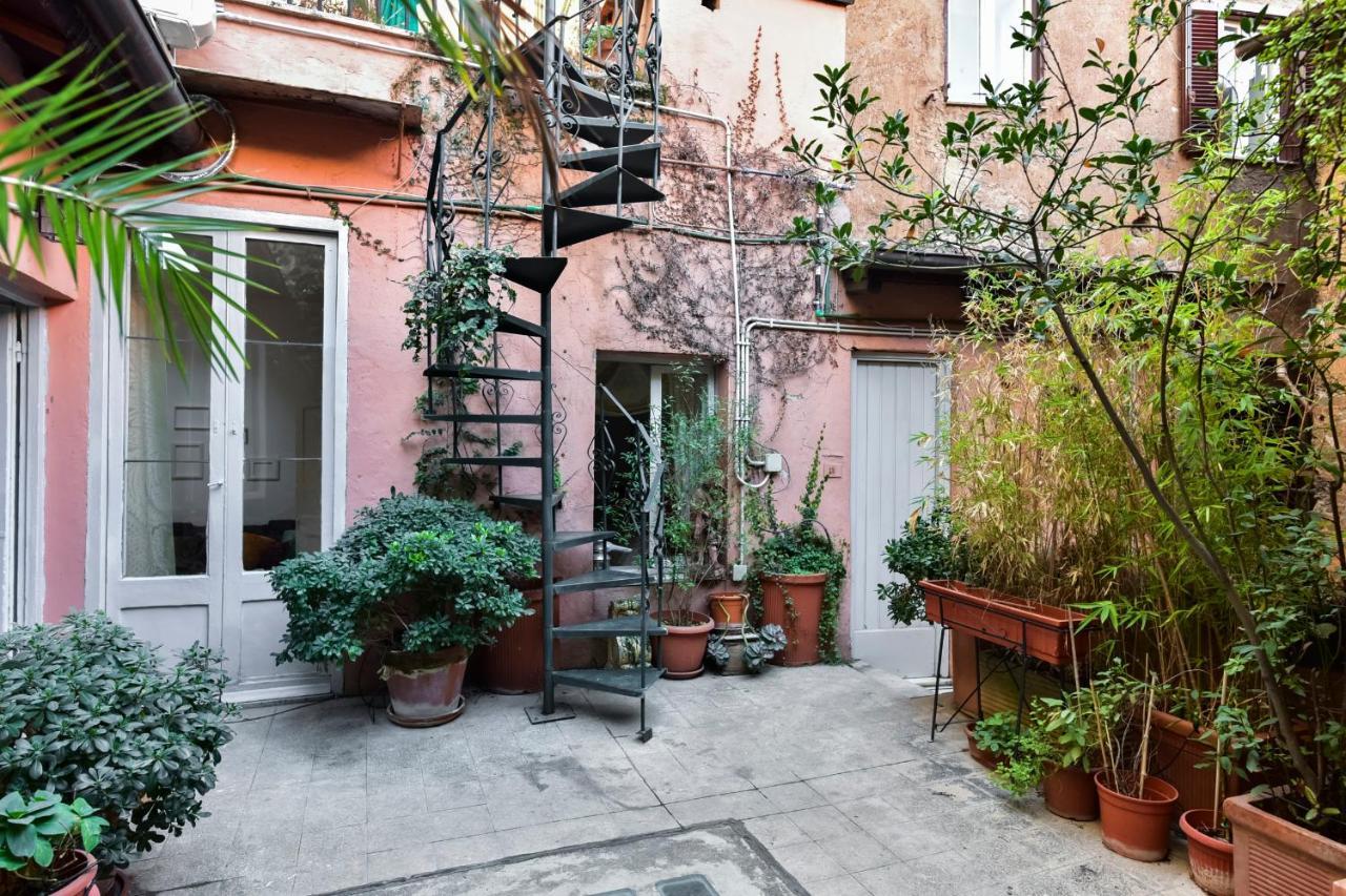 Apartamento Monti Secret Garden Roma Exterior foto